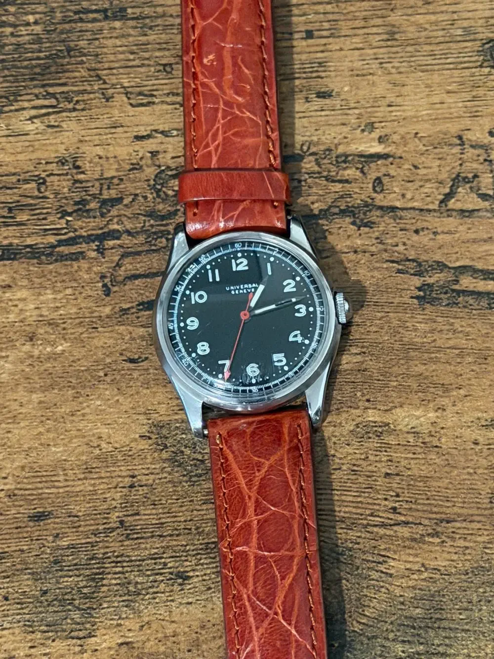 Vintage Universal Genève Black Dial Swiss Mechanical Watch